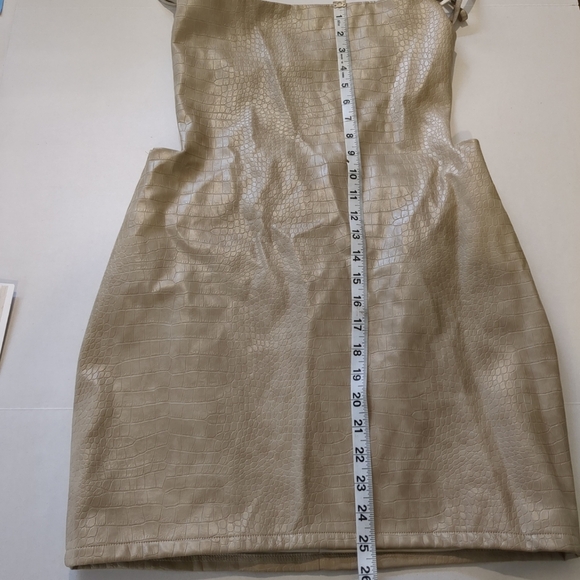Tic Toc Women's Tan Croc Pattern Mini Dress , Size L - Picture 4 of 7